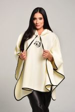 PREVENTA Tercera Edición - Ruana Capucha Modelo 1 - Imagen 8