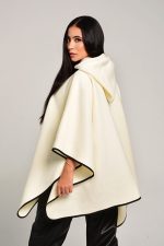 PREVENTA Tercera Edición - Ruana Capucha Modelo 1 - Imagen 9